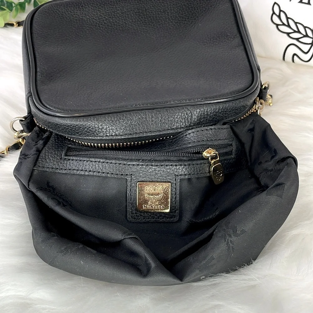 MCM Black‎ Leather Chain Strap Shoulder Bag
